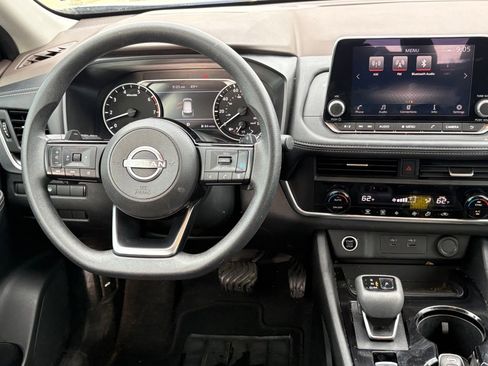 Certified 2023 Nissan Rogue SV image 7