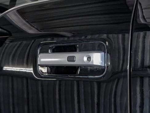 Used 2019 Ford F250 Limited w/ FX4 Off-Road Package image 41