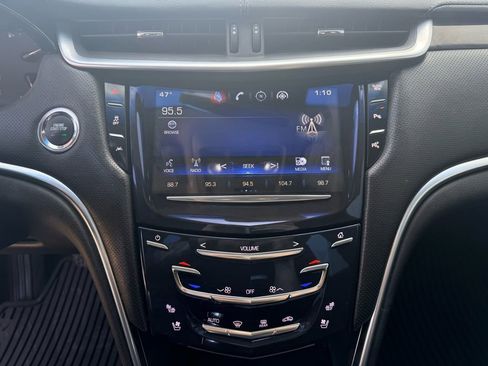 Used 2015 Cadillac XTS Luxury w/ Driver Awareness Package image 22