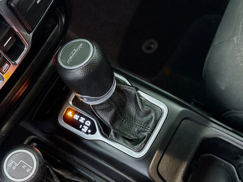 Used 2021 Jeep Gladiator Sport image 20