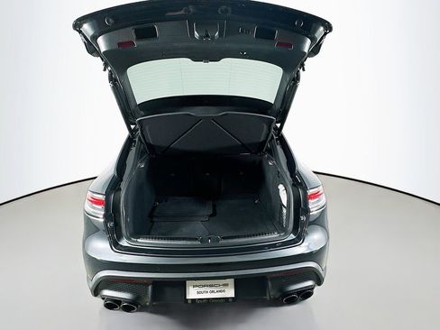 New 2025 Porsche Macan AWD/4WD image 28