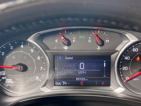 Used 2020 GMC Terrain SLE image 23