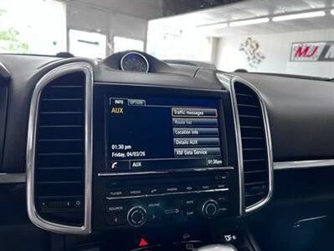 Used 2016 Porsche Cayenne S AWD/4WD image 25
