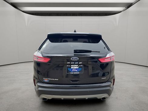 Used 2022 Ford Edge Titanium image 4