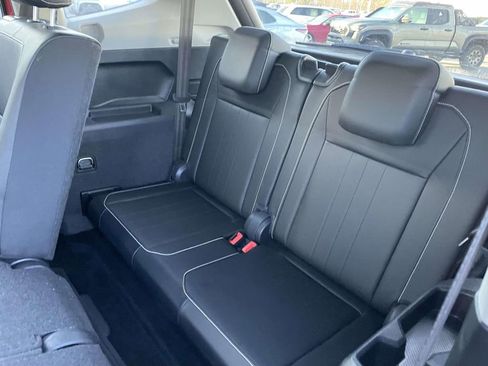 Used 2022 Volkswagen Tiguan SE image 27