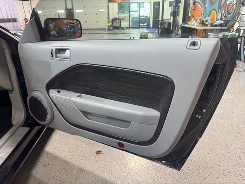 Used 2007 Ford Mustang GT Premium RWD image 15