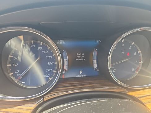 Used 2017 Maserati Quattroporte S GranSport Q4 AWD/4WD image 11