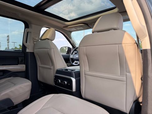 Certified 2023 Ford Expedition Limited AWD/4WD image 15