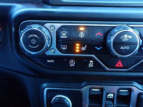 Used 2021 Jeep Wrangler Unlimited Rubicon image 14