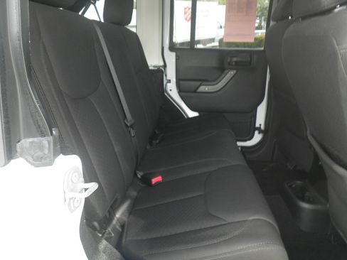 Used 2017 Jeep Wrangler Unlimited Sport w/ Quick Order Package 23S image 21