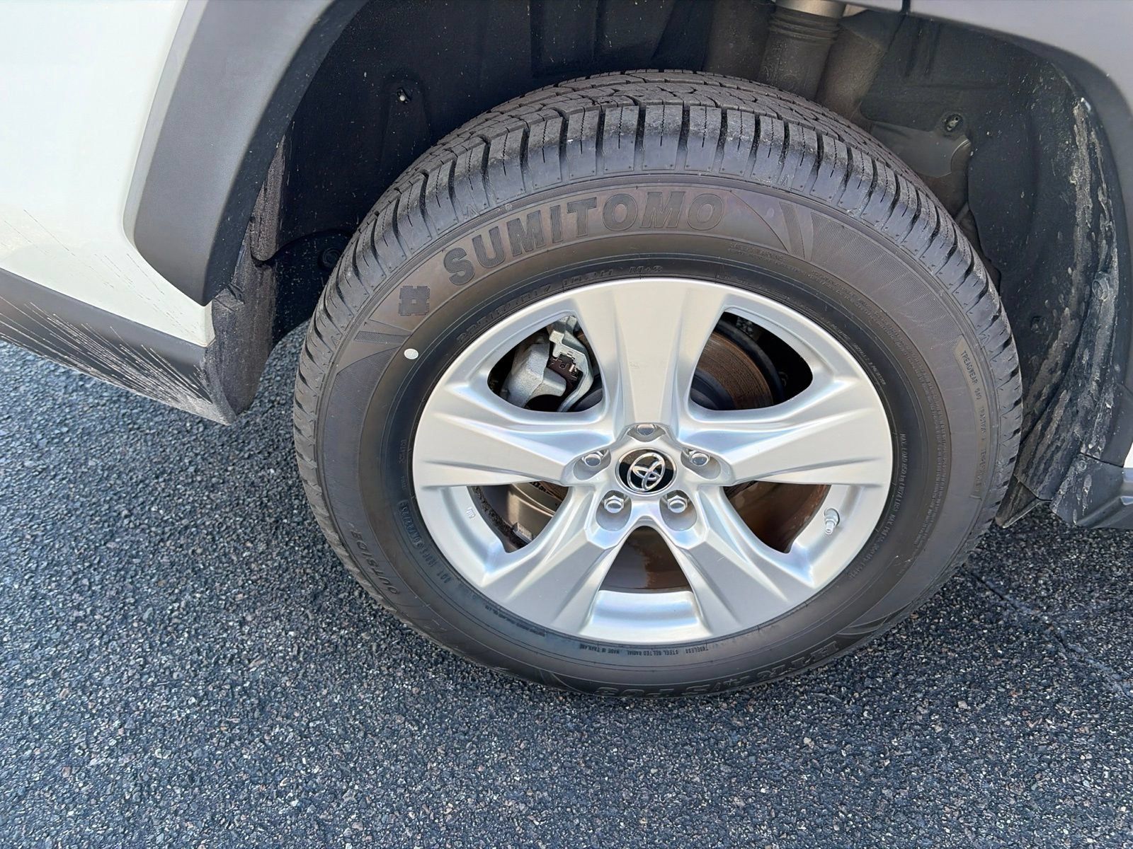 Used 2019 Toyota RAV4 XLE w/ Convenience Package AWD/4WD image 40