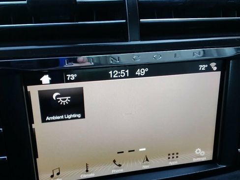 Used 2017 Lincoln Continental Reserve w/ Technology Package image 19