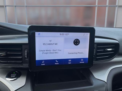 Used 2020 Ford Explorer XLT AWD/4WD image 29