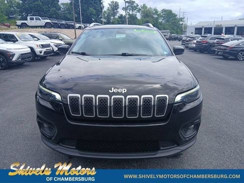 Used 2020 Jeep Cherokee Latitude Plus w/ Cold Weather Group AWD/4WD image 8