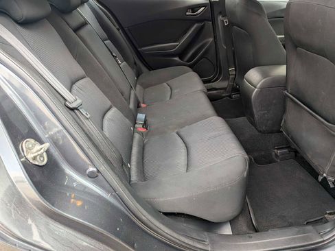 Used 2016 MAZDA MAZDA3 i Touring w/ Popular Equipment Package image 19