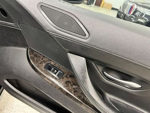 Used 2012 BMW 650i xDrive Convertible image 30