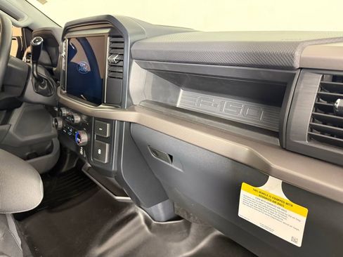 Used 2025 Ford F150 XL w/ Equipment Group 103A High image 25