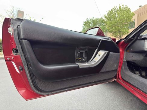 Used 1990 Chevrolet Corvette Coupe image 48