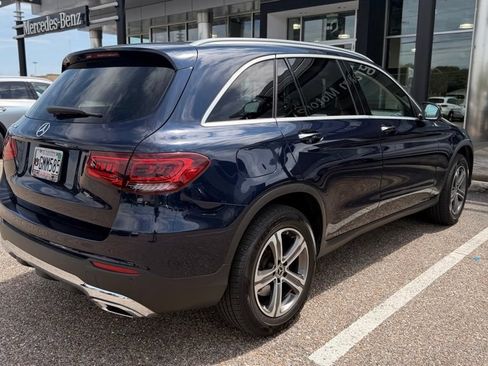 Used 2021 Mercedes-Benz GLC 300 image 3