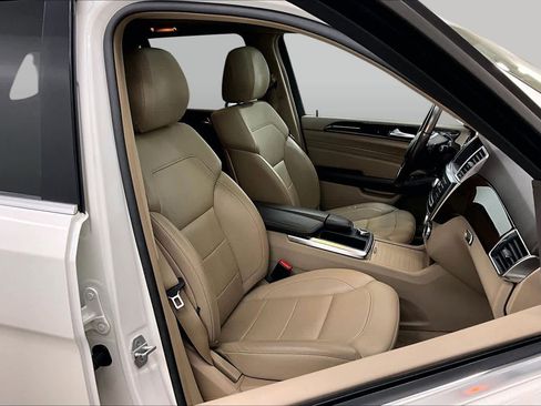 Used 2013 Mercedes-Benz ML 350 BlueTEC 4MATIC image 8