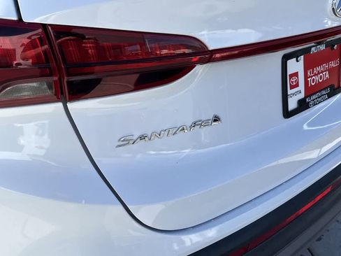 Used 2023 Hyundai Santa Fe SEL image 9