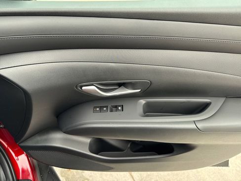 New 2026 Hyundai Tucson SE image 19