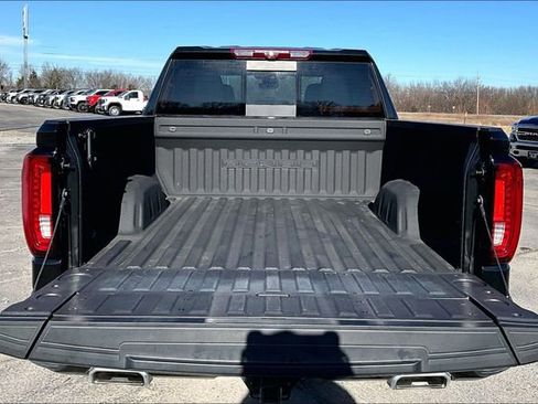 Used 2024 GMC Sierra 1500 Denali w/ Technology Package image 7