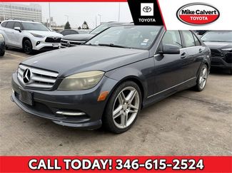 Used 2011 Mercedes-Benz C 300 Sedan video 1