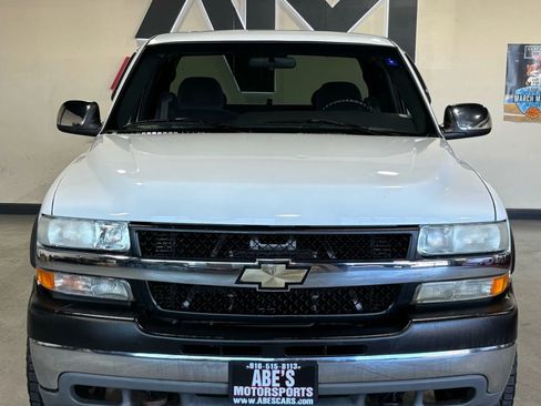 Used 2001 Chevrolet Silverado 2500 LS image 3