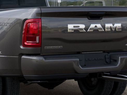 New 2026 RAM 3500 Big Horn AWD/4WD image 13