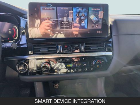 New 2026 Nissan Pathfinder SL image 17