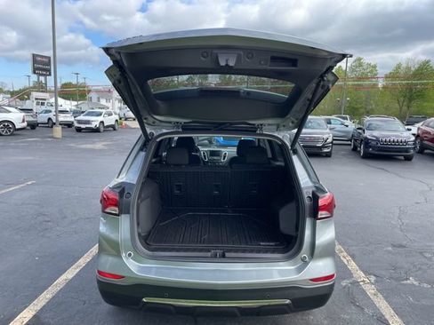 Used 2024 Chevrolet Equinox LT w/ LPO, Floor Liner Package FWD image 7