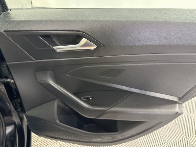 Used 2020 Volkswagen Jetta R-Line FWD image 25
