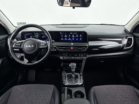 Certified 2025 Kia Seltos S FWD image 20