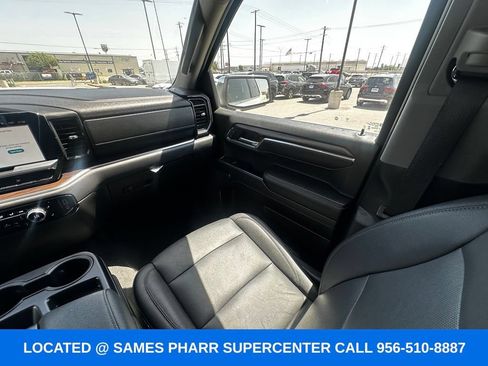 Used 2024 GMC Sierra 1500 SLT AWD/4WD image 15
