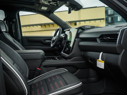 New 2026 GMC Yukon XL AT4 Ultimate w/ LPO, Floor Liner Package AWD/4WD image 11