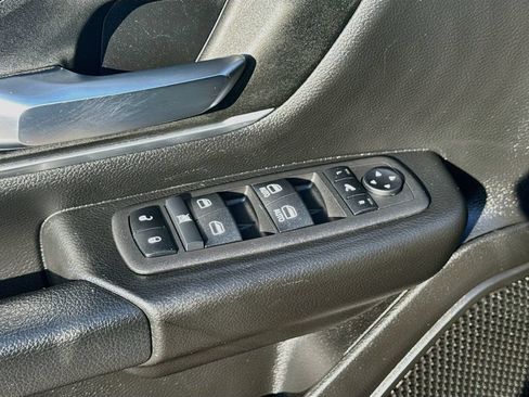 Used 2023 RAM 1500 Big Horn AWD/4WD image 15