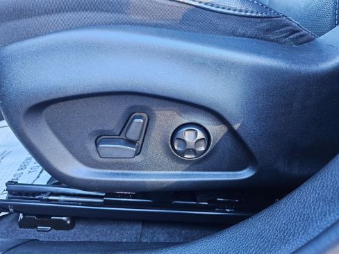 Used 2021 Jeep Compass Latitude w/ Driver Assistance Group image 12