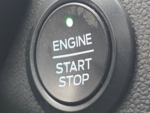 Used 2020 Ford Escape SEL image 31