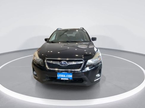 Used 2017 Subaru Crosstrek 2.0i Limited AWD/4WD image 3
