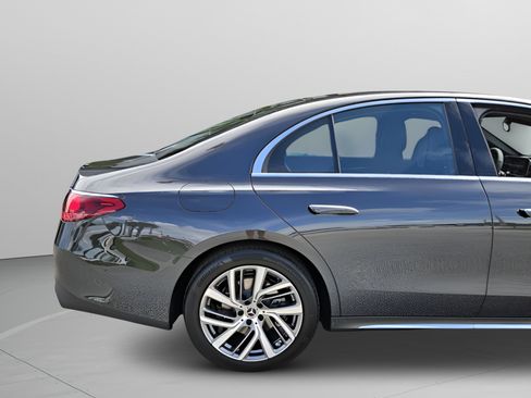 Used 2026 Mercedes-Benz E 350 Sedan image 37