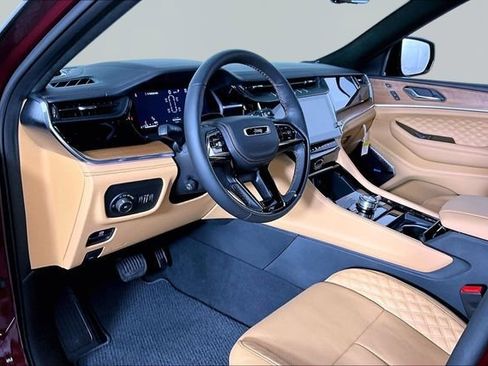 New 2026 Jeep Grand Cherokee L Summit w/ Obsidian Package AWD/4WD image 8