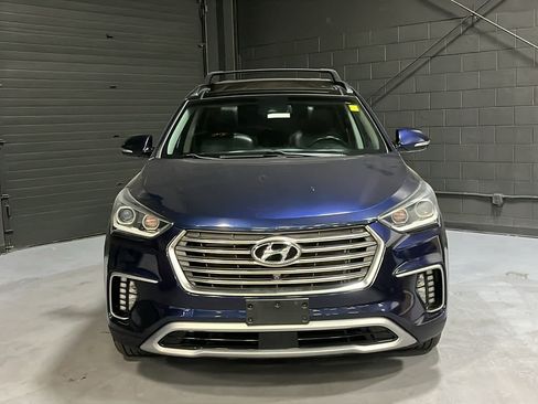 Used 2017 Hyundai Santa Fe Limited AWD/4WD image 2
