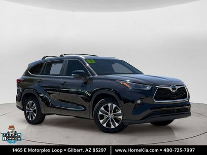 Used 2023 Toyota Highlander XLE