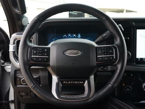Used 2025 Ford F350 Platinum AWD/4WD image 6