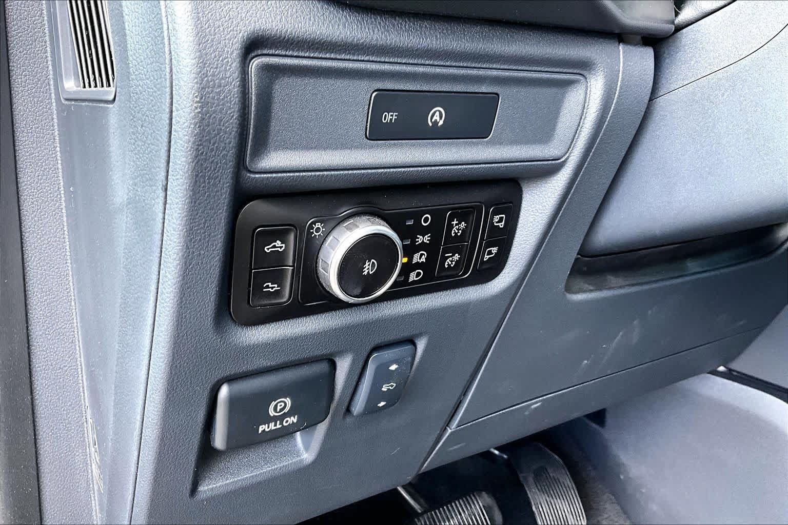Used 2025 Ford F150 Raptor AWD/4WD image 32