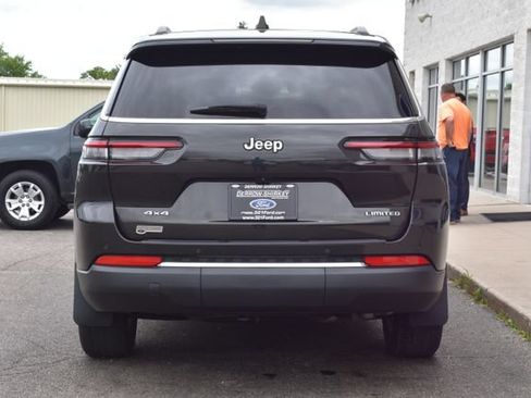 Used 2023 Jeep Grand Cherokee L Limited AWD/4WD image 10