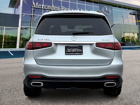 New 2025 Mercedes-Benz GLS 450 4MATIC image 4