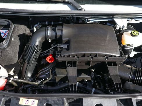 Used 2021 Mercedes-Benz Sprinter 2500 image 15