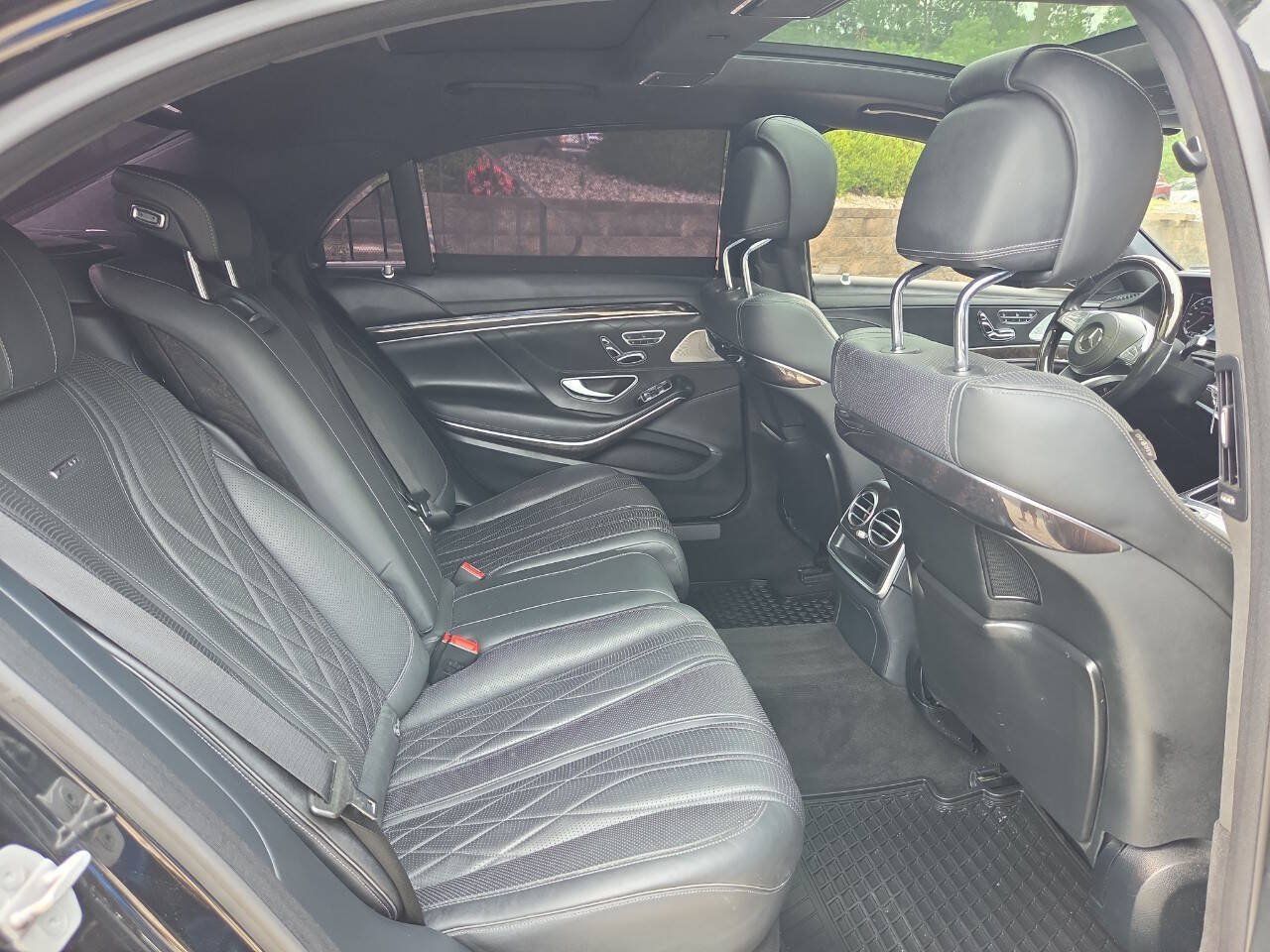 Used 2016 Mercedes-Benz S 63 AMG 4MATIC Sedan image 29